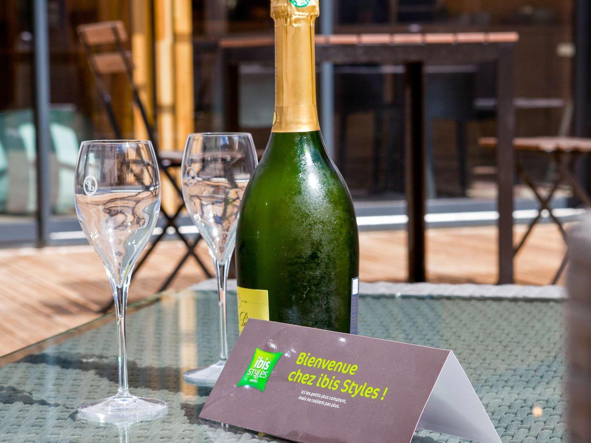 Ibis Styles Chalons En Champagne Centre Ξενοδοχείο Εξωτερικό φωτογραφία